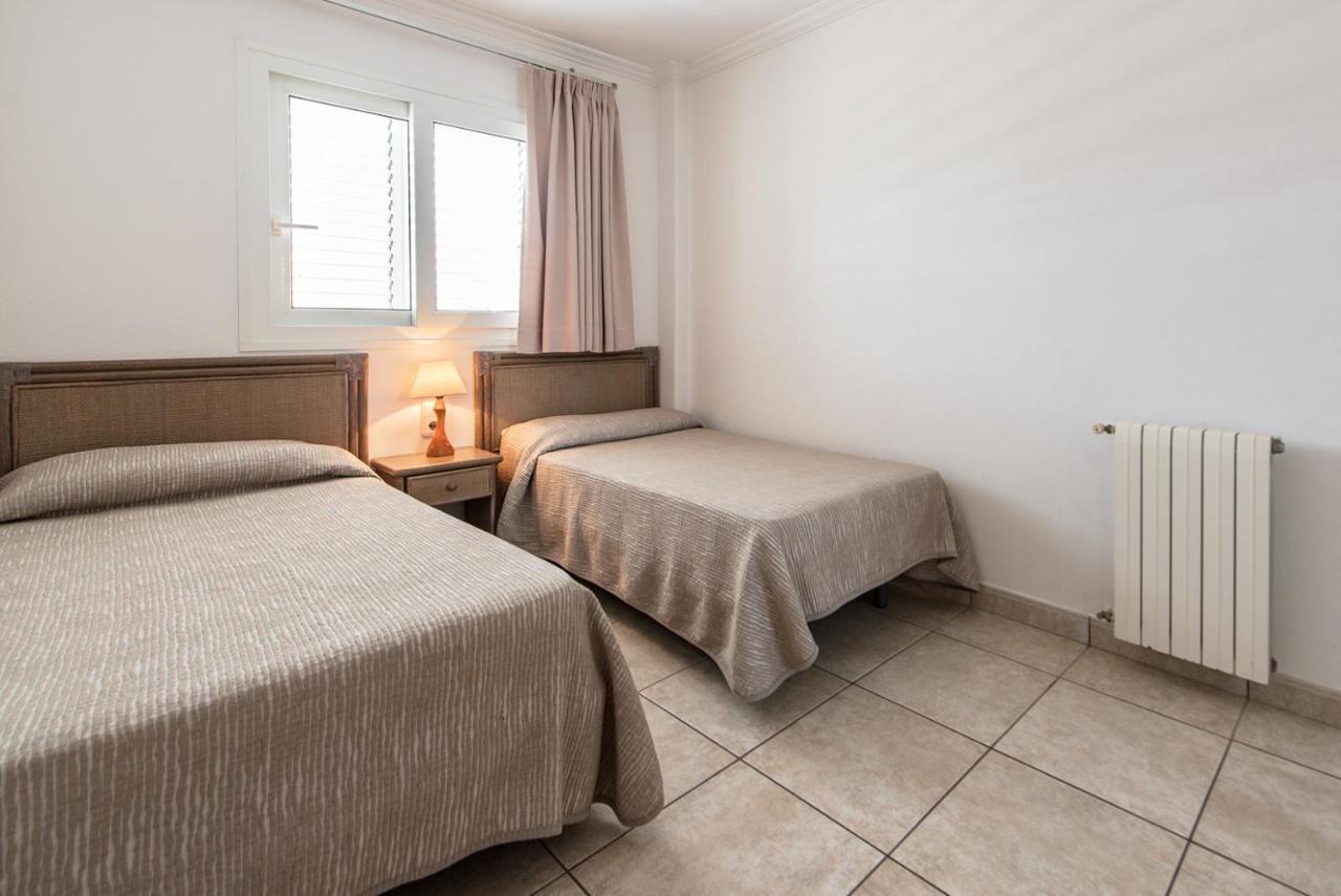 Apartamentos Es Cane Es Cana 외부 사진